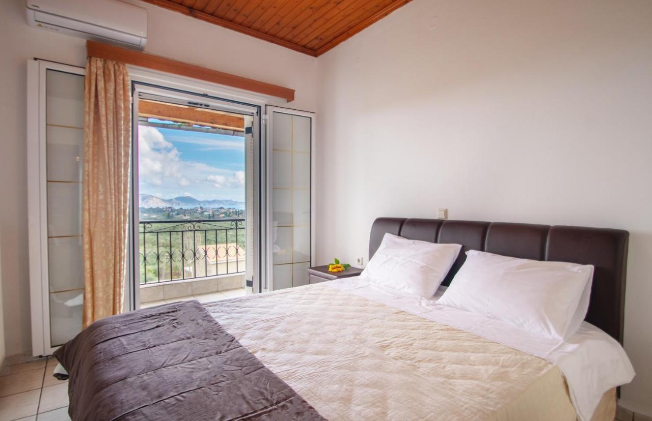 Family Private Homes & Sea View Lithakia  Exteriör bild