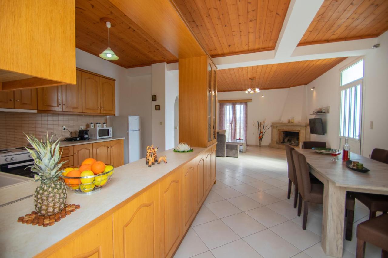 Family Private Homes & Sea View Lithakia  Exteriör bild
