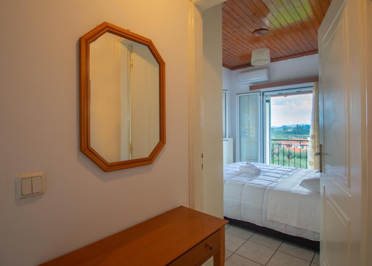 Family Private Homes & Sea View Lithakia  Exteriör bild